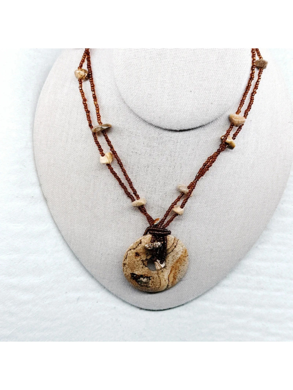 5301mc. Brown Natural Stone Necklace